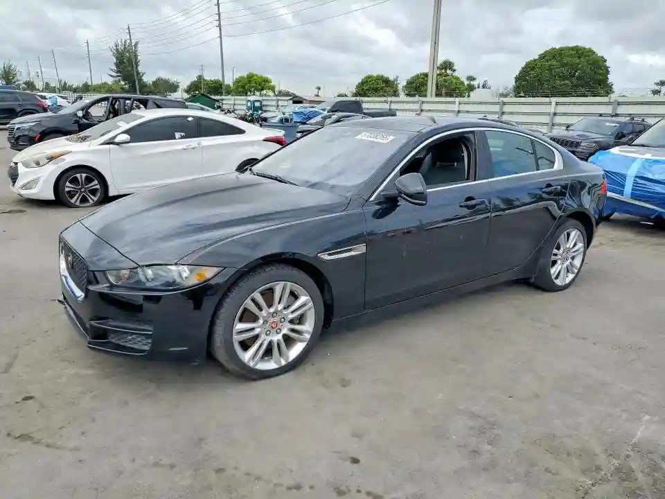 SAJAD4FX3KCP46739 2019 JAGUAR XE-0