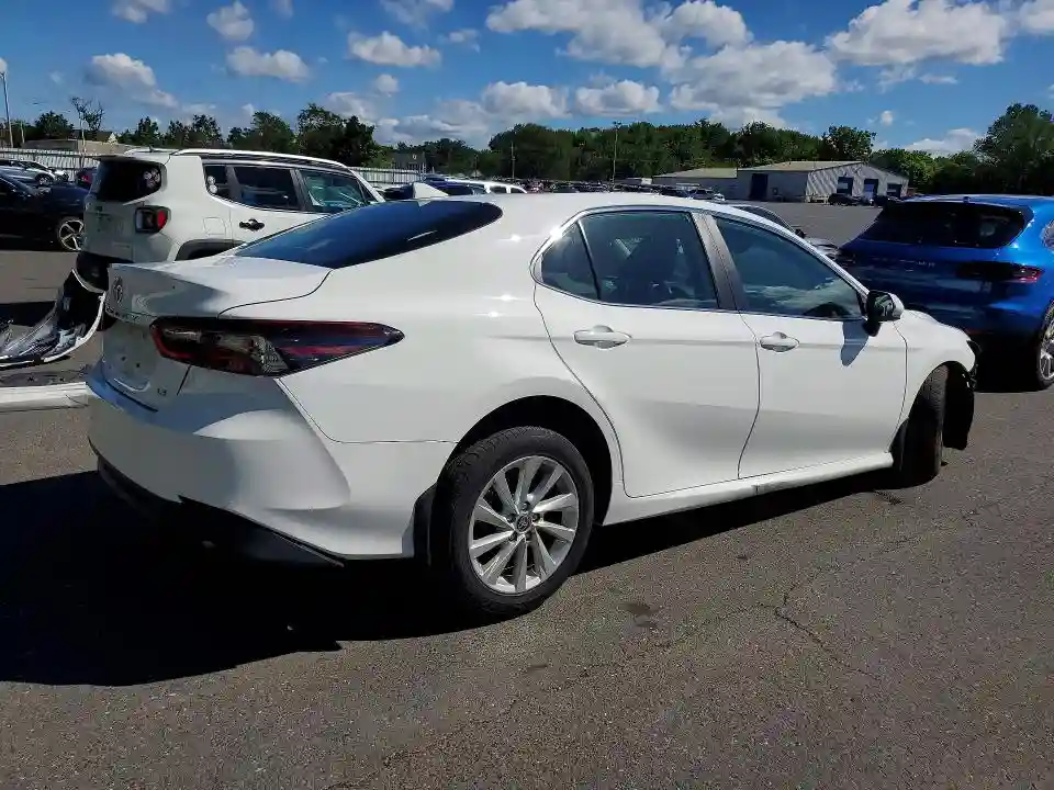 4T1C11AK9MU462129 2021 TOYOTA CAMRY-2