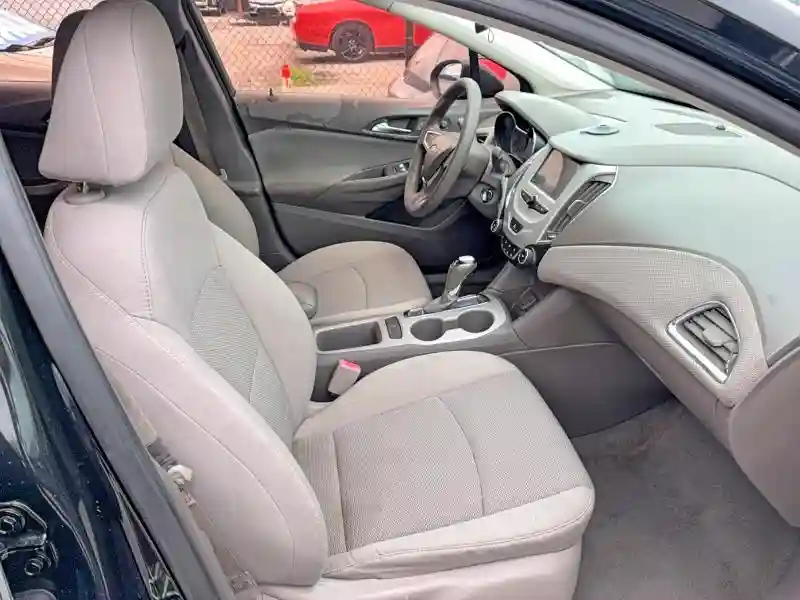 1G1BC5SMXJ7127630 2018 CHEVROLET CRUZE-4