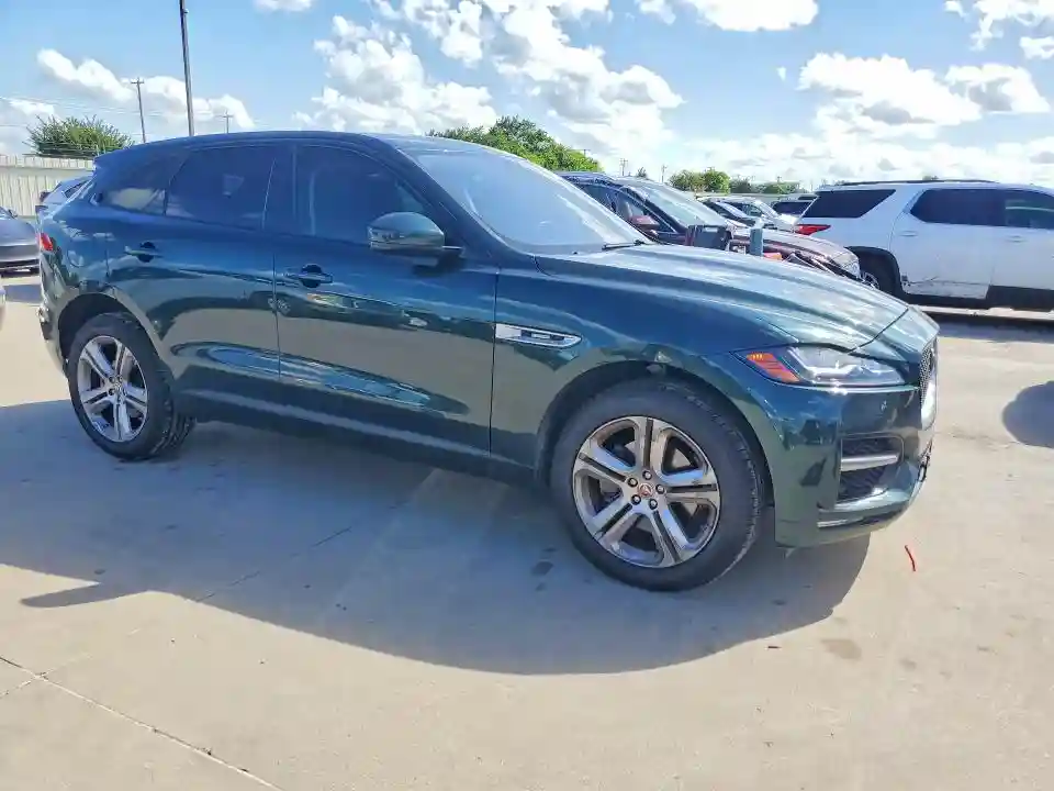 SADCL2BV7HA085292 2017 JAGUAR F-PACE-3