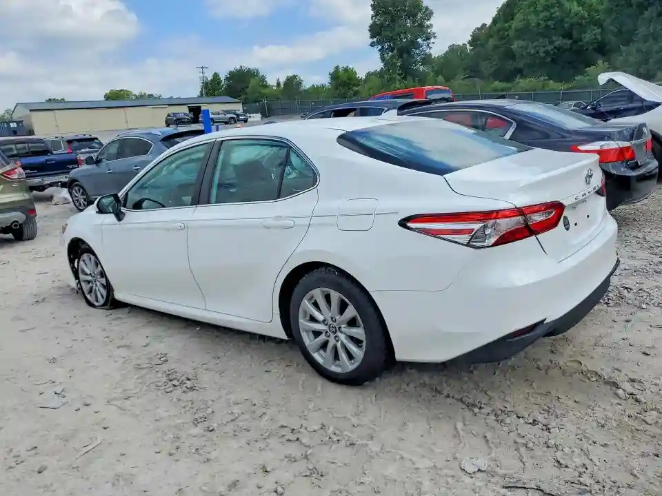 4T1B11HK9KU763711 2019 TOYOTA CAMRY-1