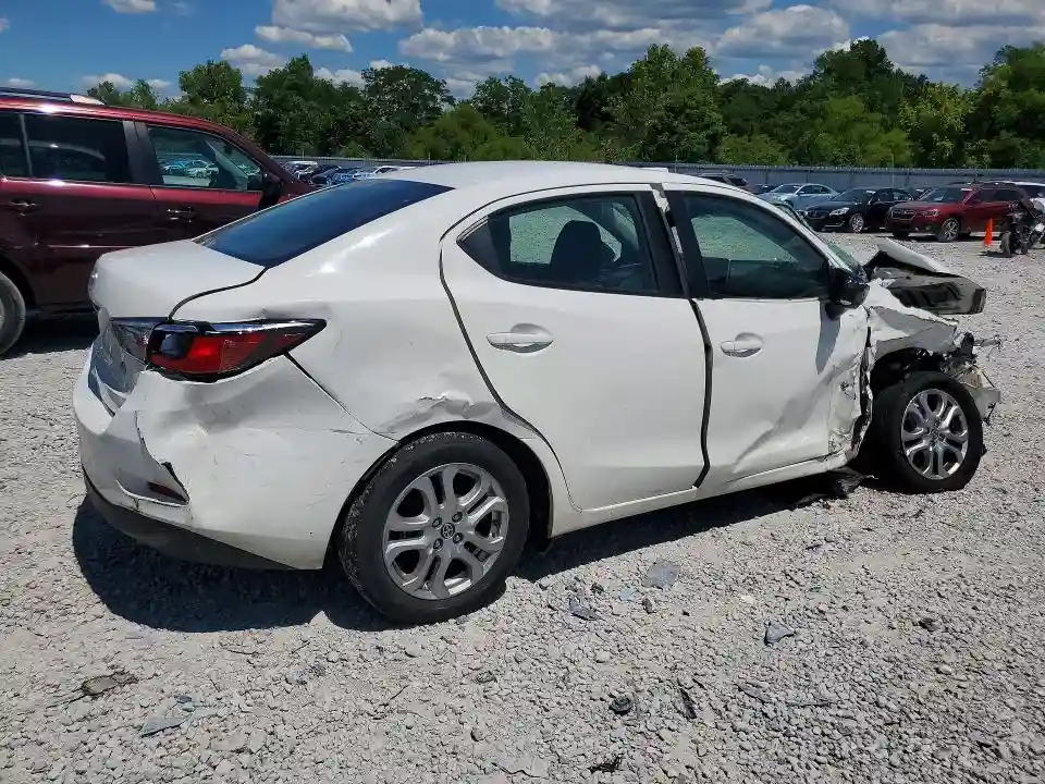 3MYDLBZV7GY119975 2016 SCION IA-2