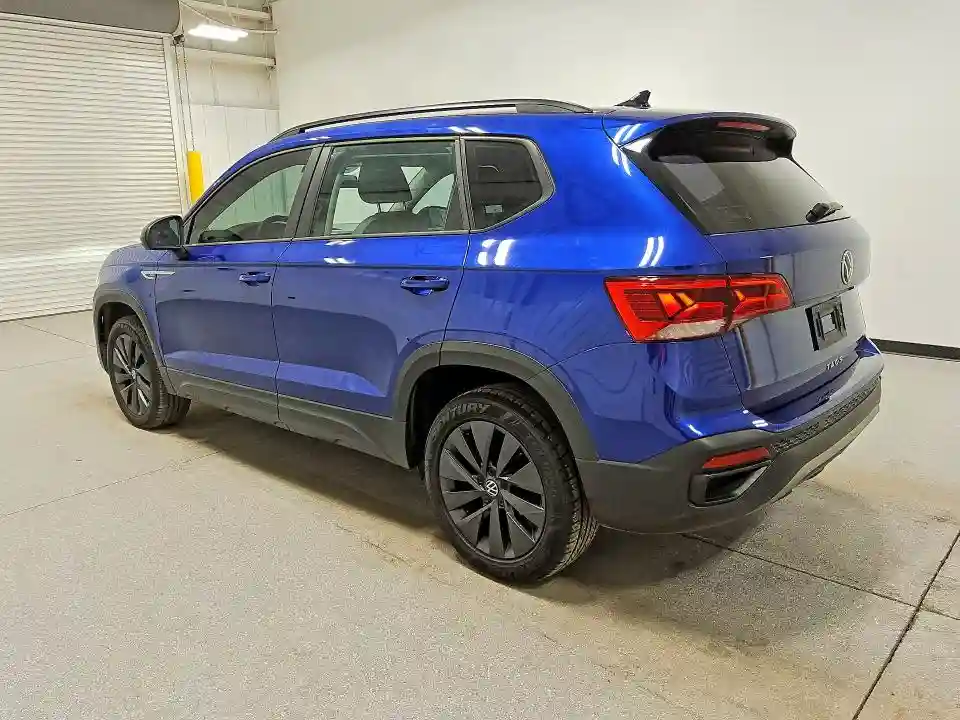 3VVDX7B25NM033814 2022 VOLKSWAGEN TAOS S-1