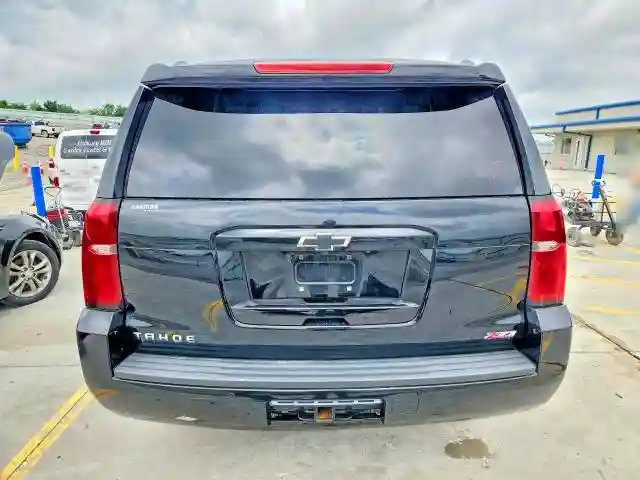 1GNSKBKCXKR355768 2019 CHEVROLET TAHOE-5