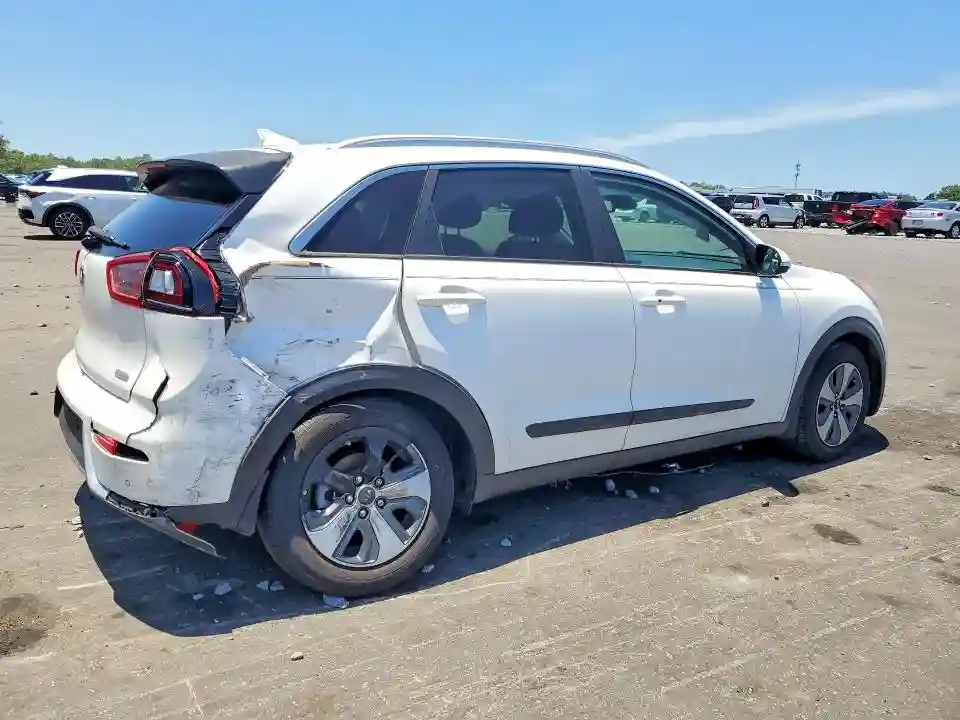 KNDCE3LC2K5221787 2019 KIA NIRO-2