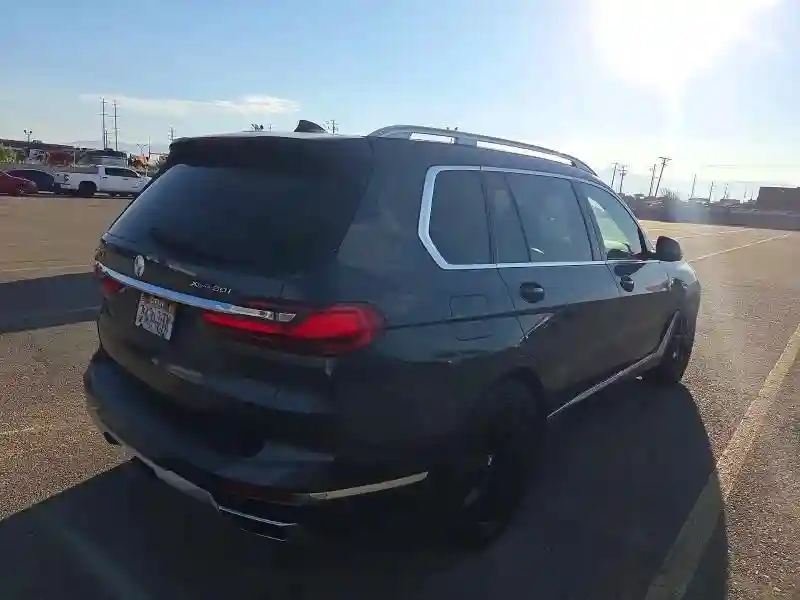 5UXCX4C53KLS35998 2019 BMW X7-3