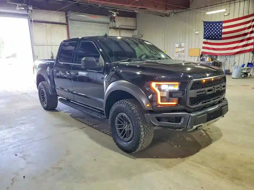 1FTFW1RG6LFC64517 2020 FORD F150-3