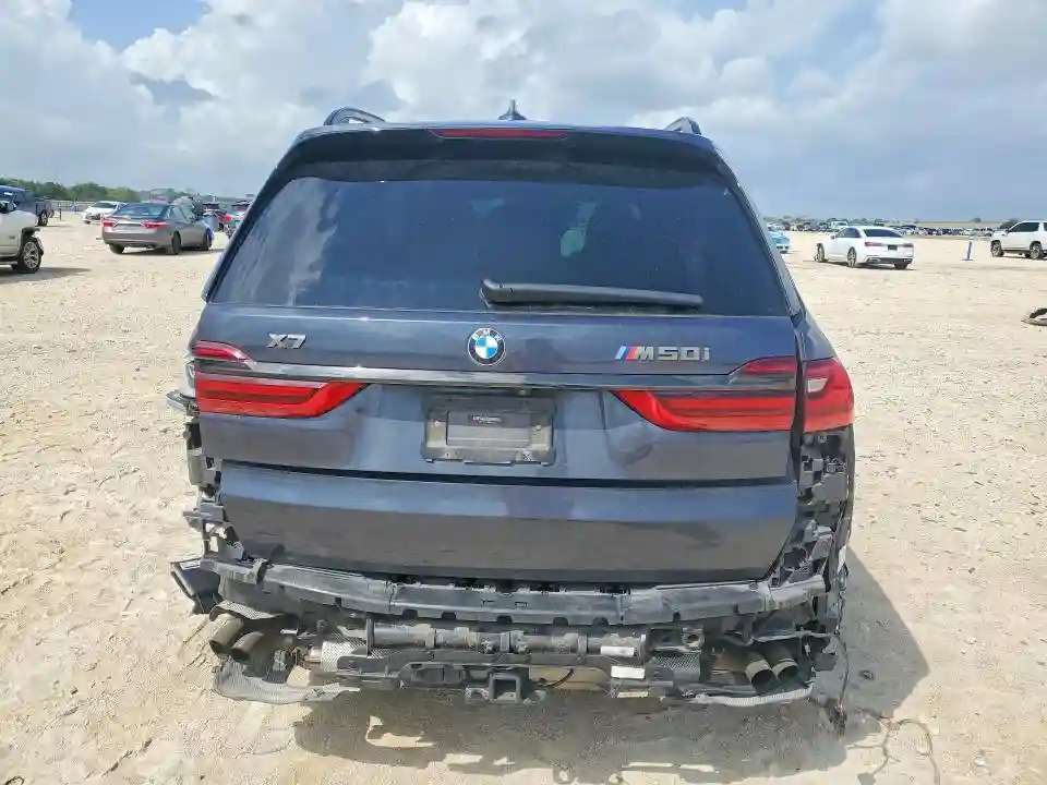 5UXCX6C07N9M11002 2022 BMW X7-5