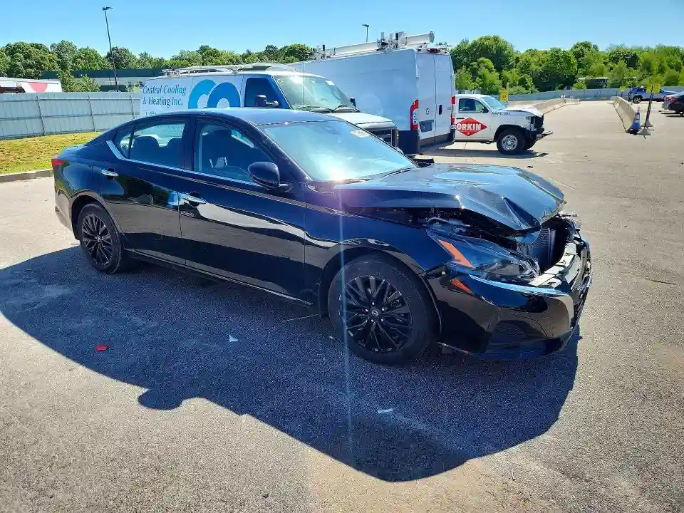 1N4BL4DW9SN382160 2025 NISSAN ALTIMA-3