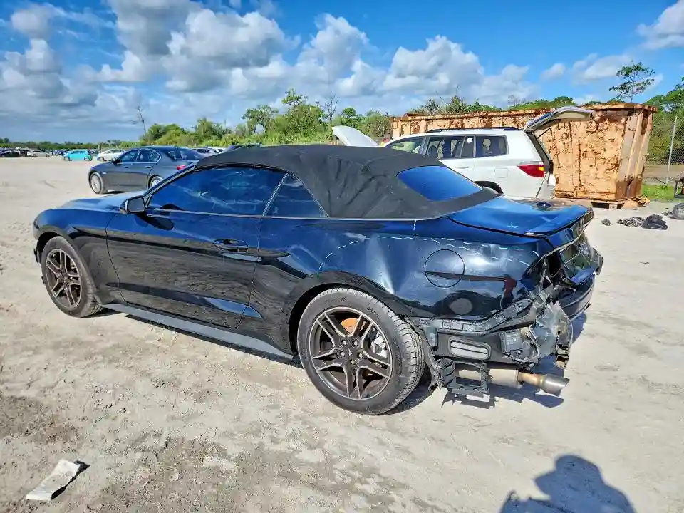 1FATP8UH6M5120519 2021 FORD MUSTANG-1