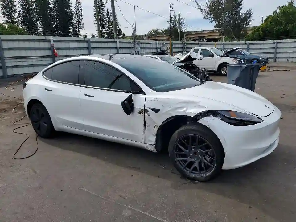 5YJ3E1EA5TF154778 2026 TESLA MODEL 3-3