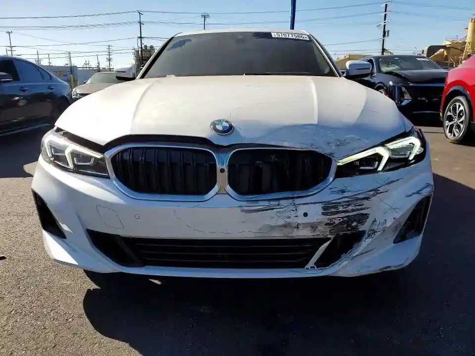 3MW69FF03P8D23739 2023 BMW 3 SERIES-4