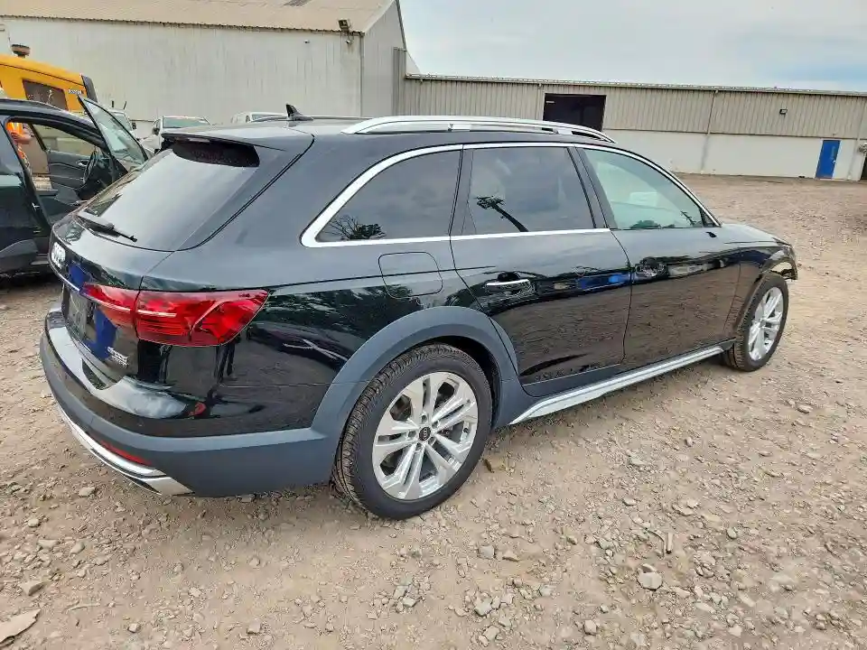 WA18AAF42MA063076 2021 AUDI A4-2