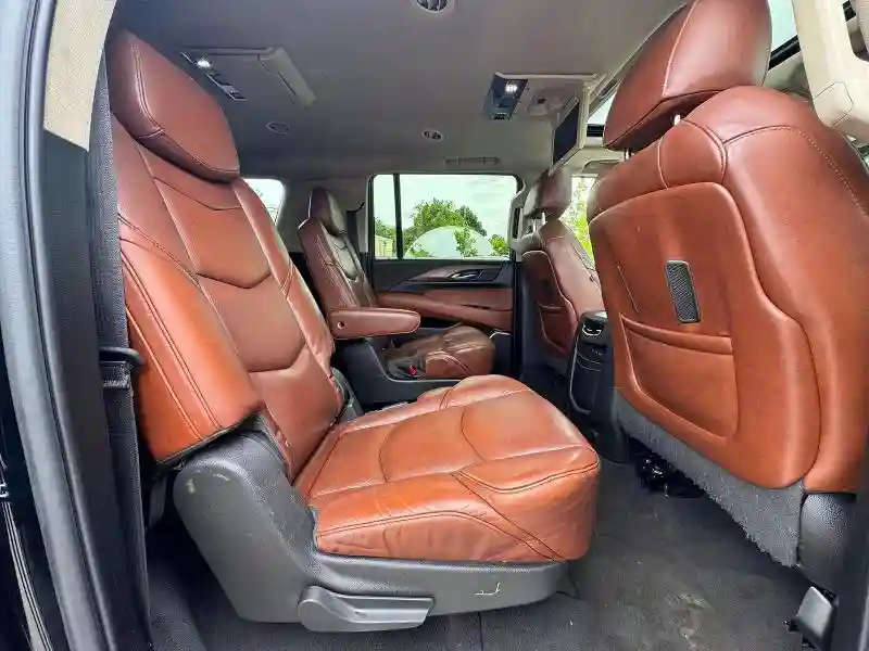 1GYS4JKJ4KR316437 2019 CADILLAC ESCALADE-5