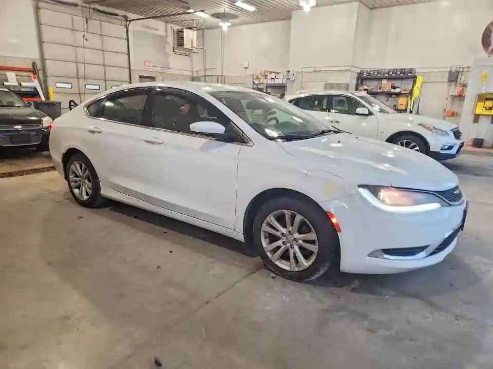 1C3CCCAB0FN569081 2015 CHRYSLER 200-3