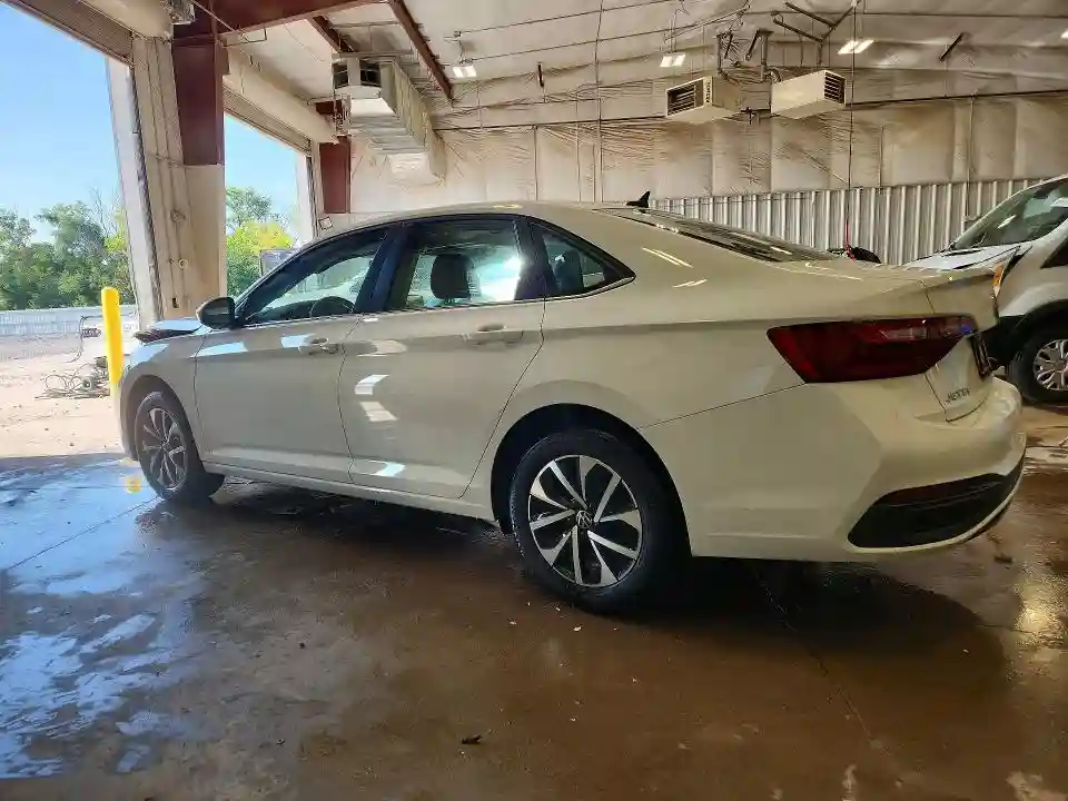 3VW5M7BU4PM051038 2023 VOLKSWAGEN JETTA-1