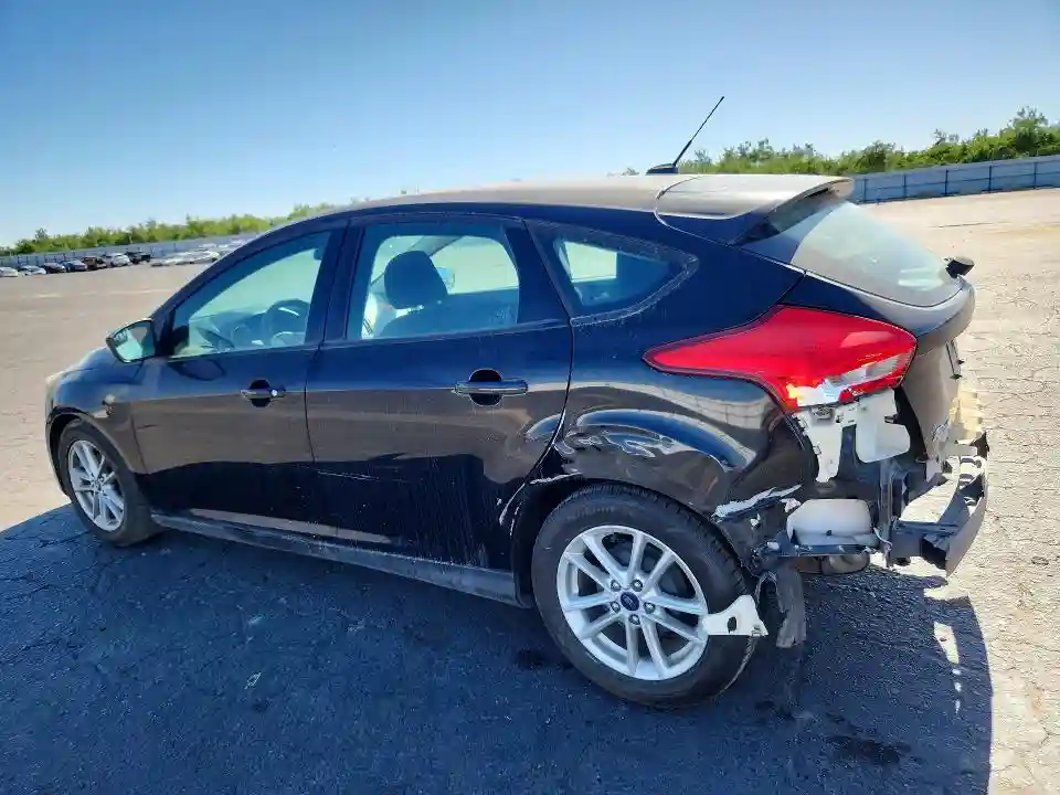 1FADP3K29GL351839 2016 FORD FOCUS-1