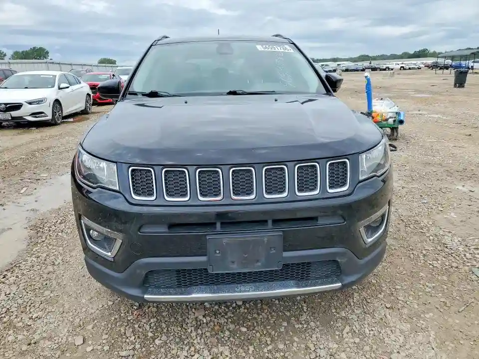 3C4NJDBB6JT200247 2018 JEEP COMPASS-4