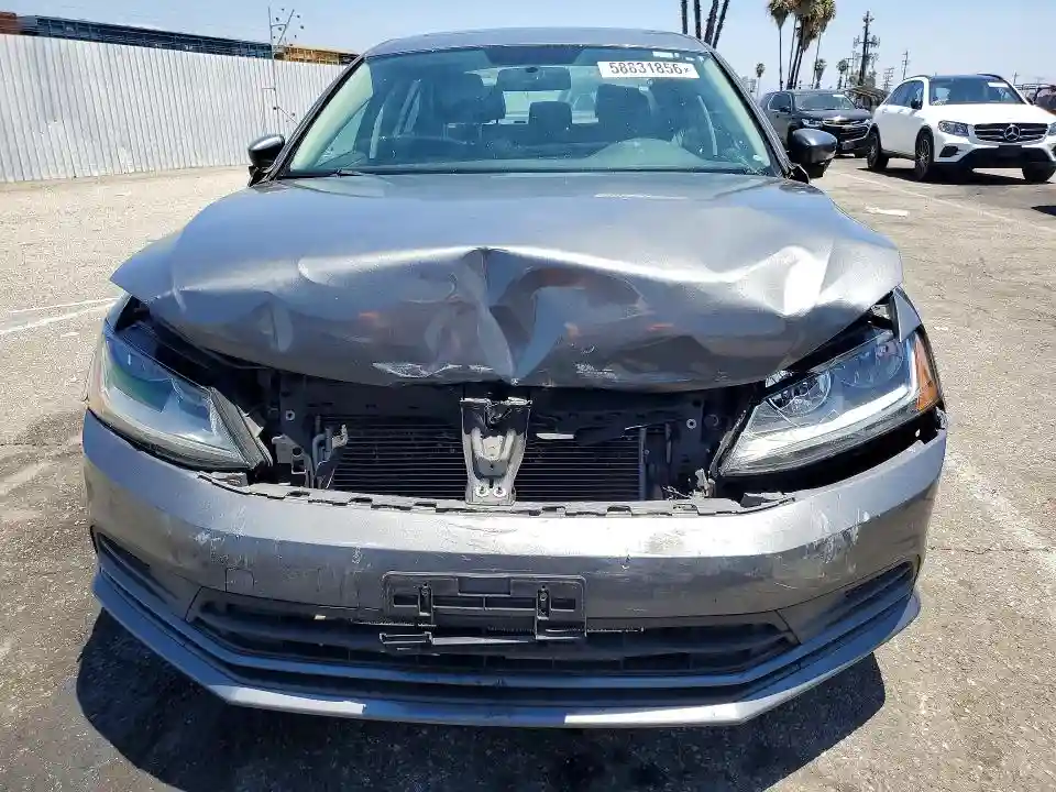 3VWDB7AJ4HM206603 2017 VOLKSWAGEN JETTA-4