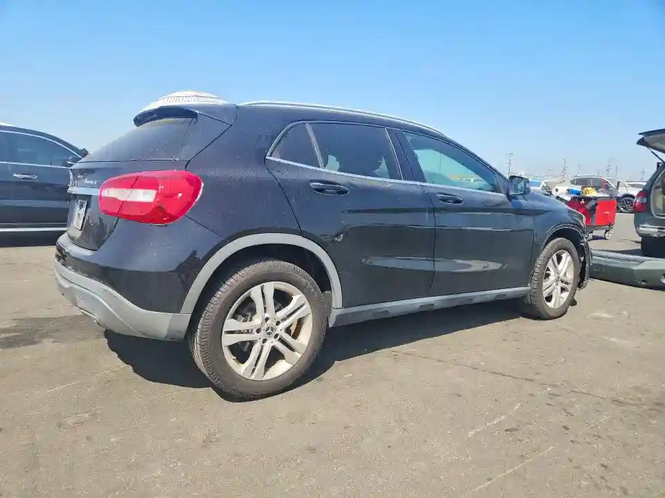 WDCTG4GB2KJ586361 2019 MERCEDES-BENZ GLA-CLASS-2