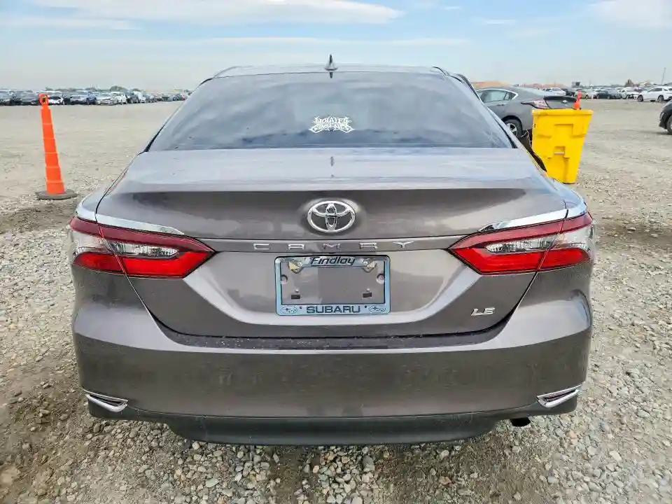 4T1C11AK7MU601898 2021 TOYOTA CAMRY-5