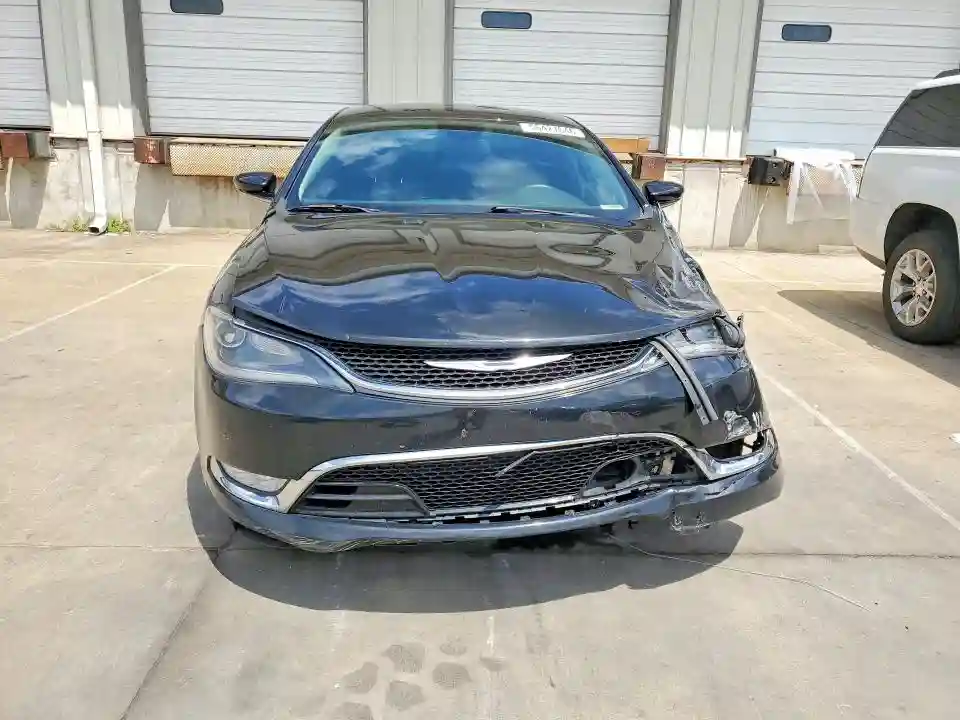 1C3CCCCG4GN135370 2016 CHRYSLER 200-4