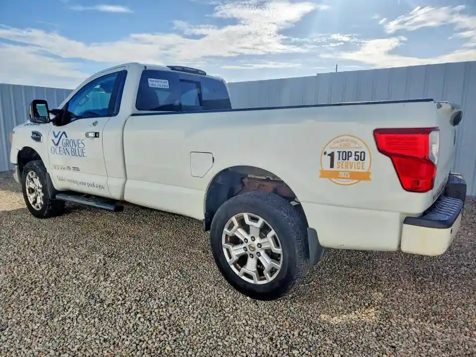 1N6AA1RP5JN504360 2018 NISSAN TITAN-1