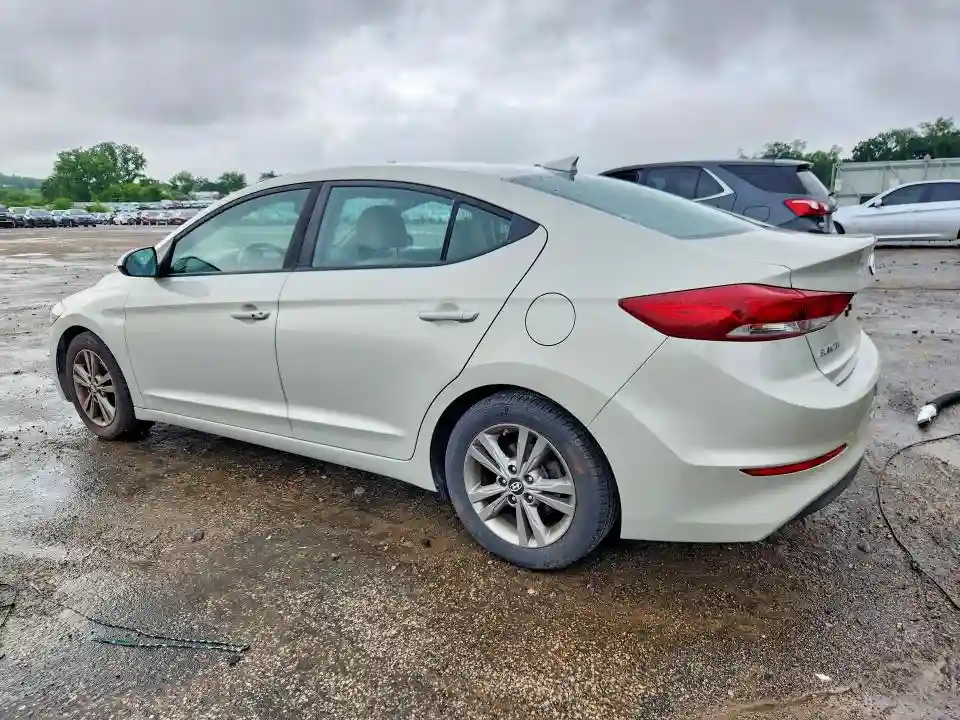 5NPD84LF4JH276462 2018 HYUNDAI ELANTRA-1