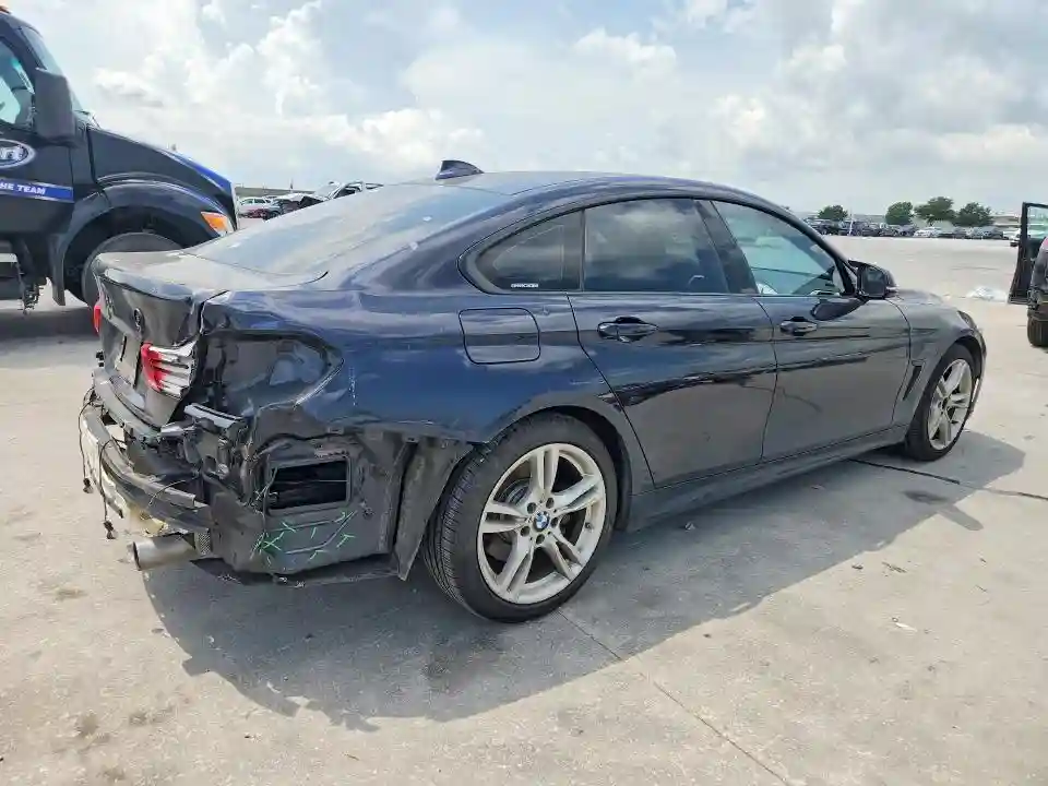 WBA4J7C56JBB98880 2018 BMW 4 SERIES-2