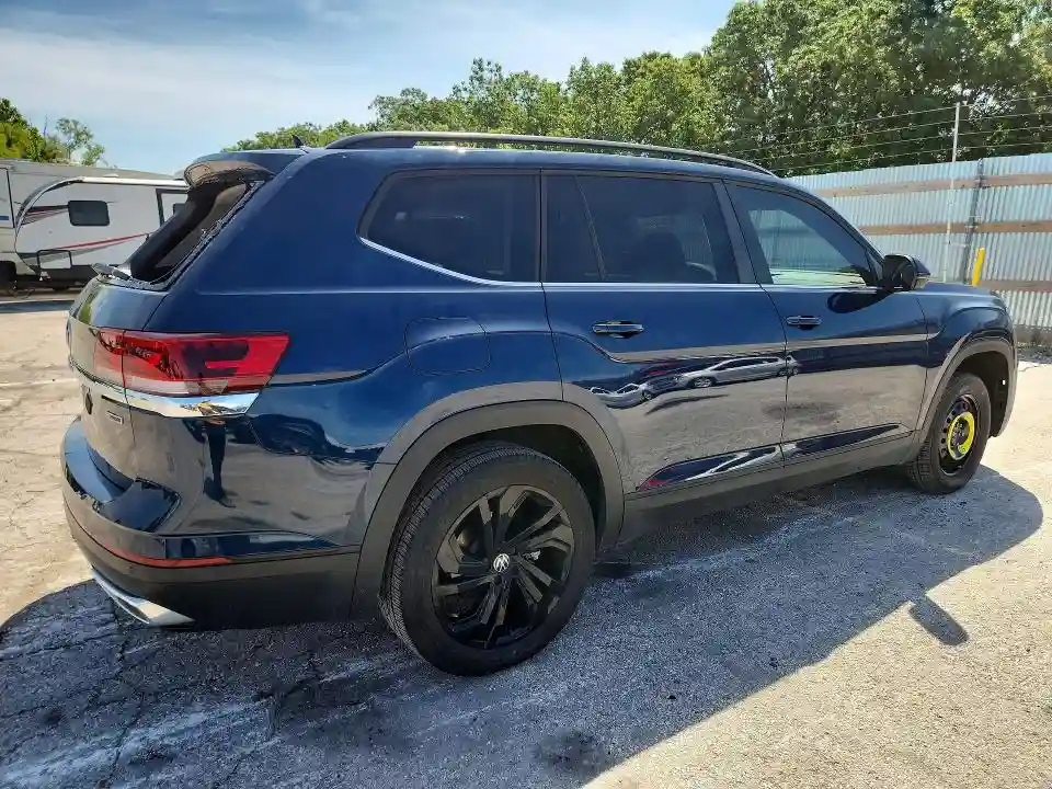 1V2KR2CA1NC555879 2022 VOLKSWAGEN ATLAS-2