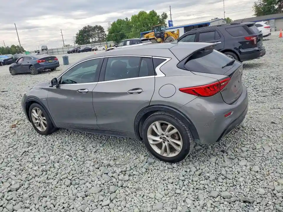 SJKCH5CP4JA042398 2018 INFINITI QX30-1