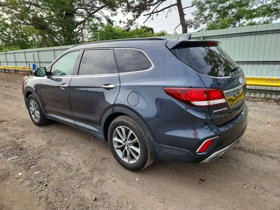 KM8SMDHF2HU191739 2017 HYUNDAI SANTA FE-1