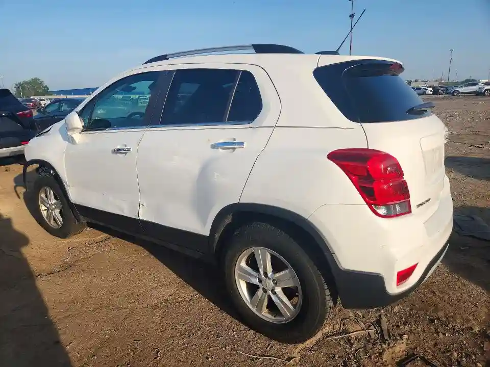 KL7CJPSB0JB671642 2018 CHEVROLET TRAX-1