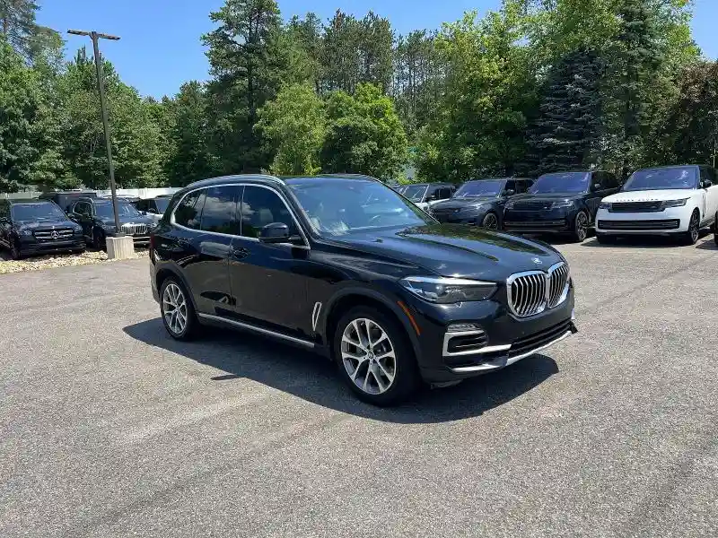 5UXCR4C01M9D94830 2021 BMW X5-0