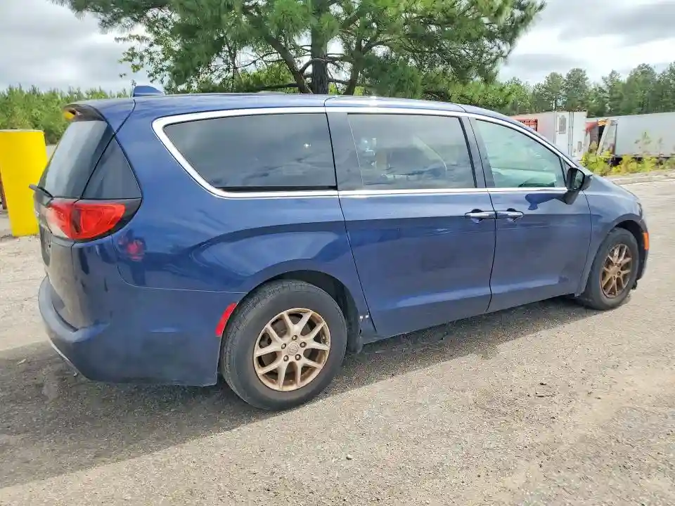 2C4RC1BG9HR778751 2017 CHRYSLER PACIFICA-2