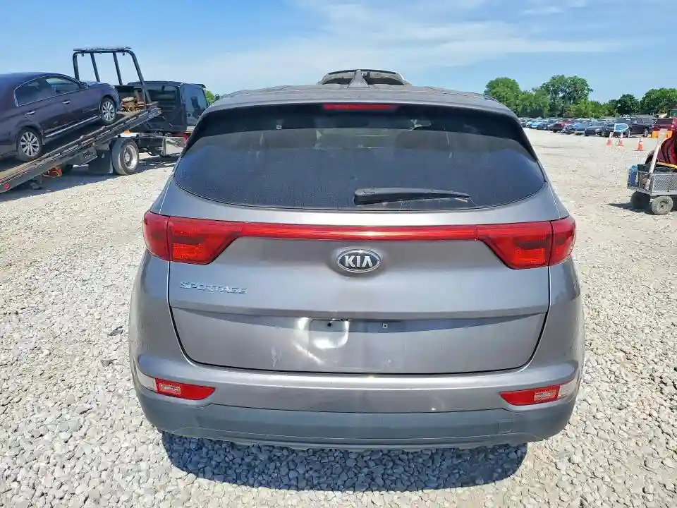 KNDPMCAC7J7303914 2018 KIA SPORTAGE-5
