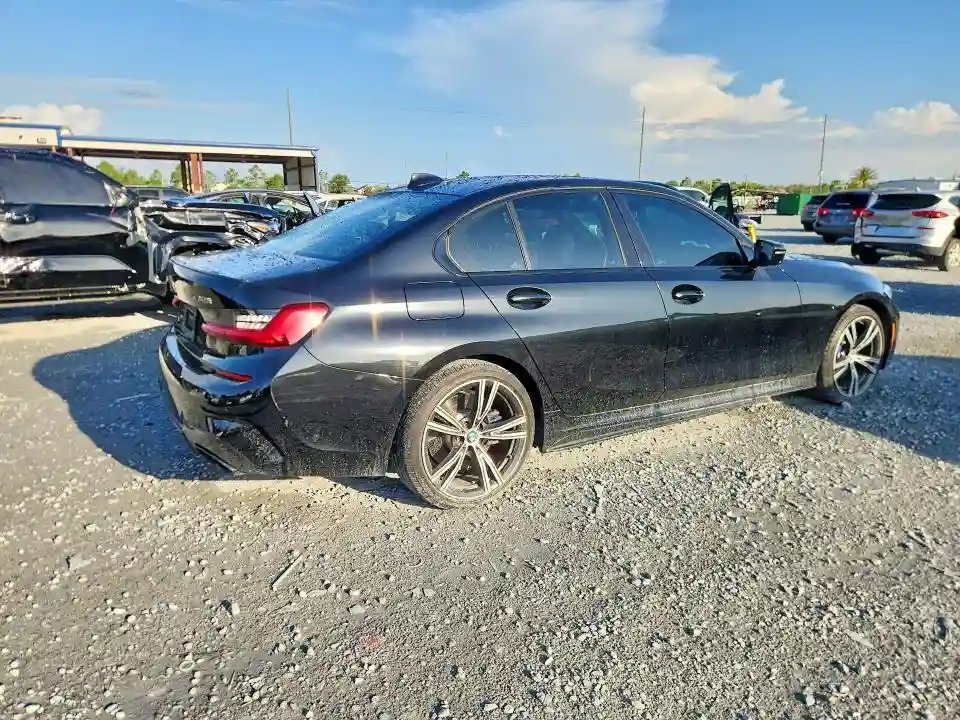 3MW5U9J07M8B65498 2021 BMW M3-2