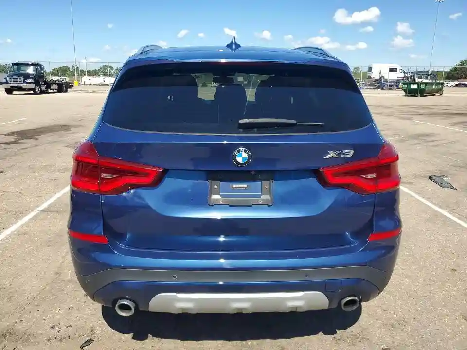 5UXTR9C5XJLC69364 2018 BMW X3-5