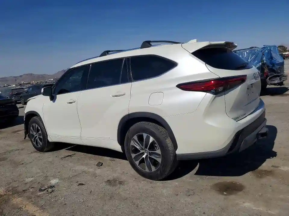 5TDHZRAH7MS046056 2021 TOYOTA HIGHLANDER-1