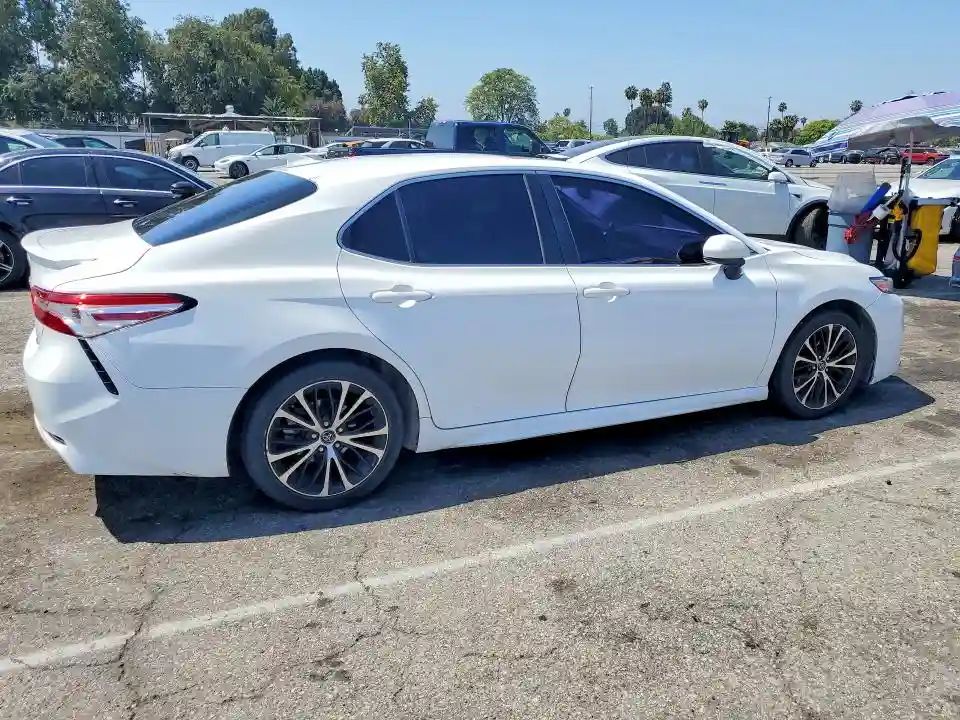 4T1G11AK3LU911305 2020 TOYOTA CAMRY-2