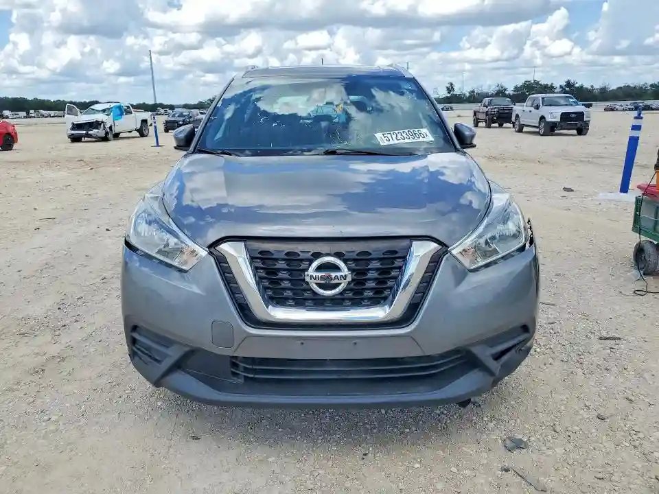 3N1CP5CU7KL536988 2019 NISSAN KICKS-4