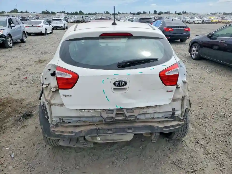 KNADM5A30F6491040 2015 KIA RIO-5