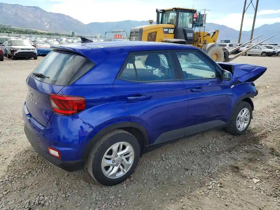 KMHRB8A38NU169185 2022 HYUNDAI VENUE-2