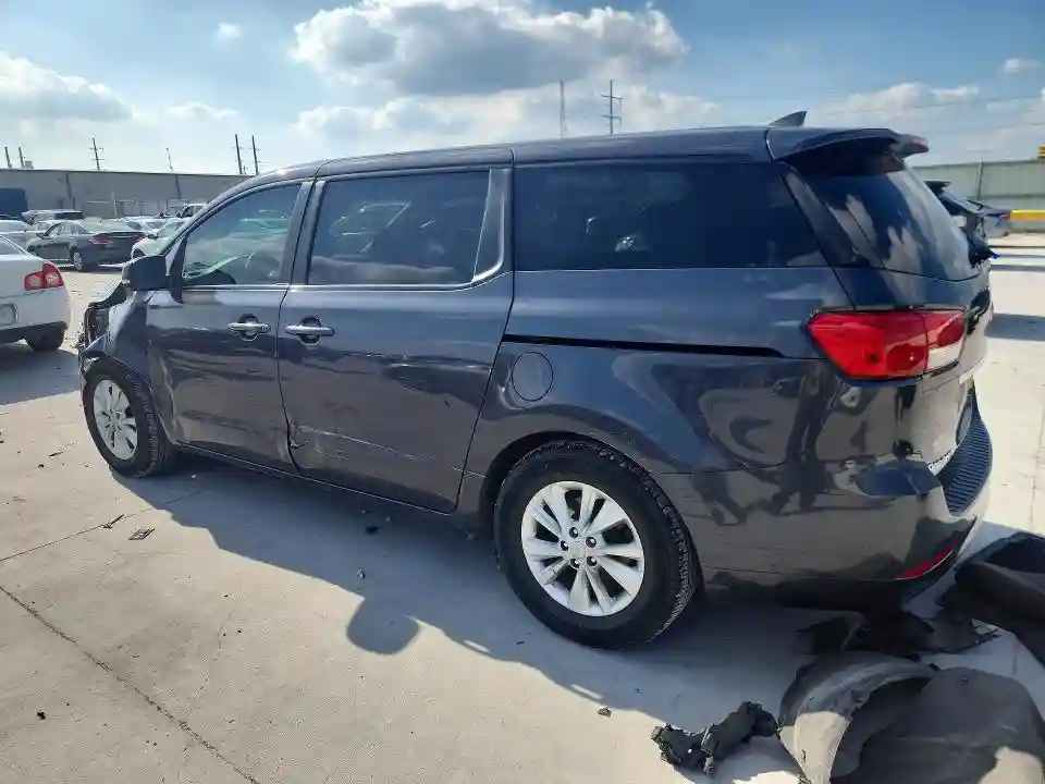 KNDMB5C10H6218879 2017 KIA SEDONA-1