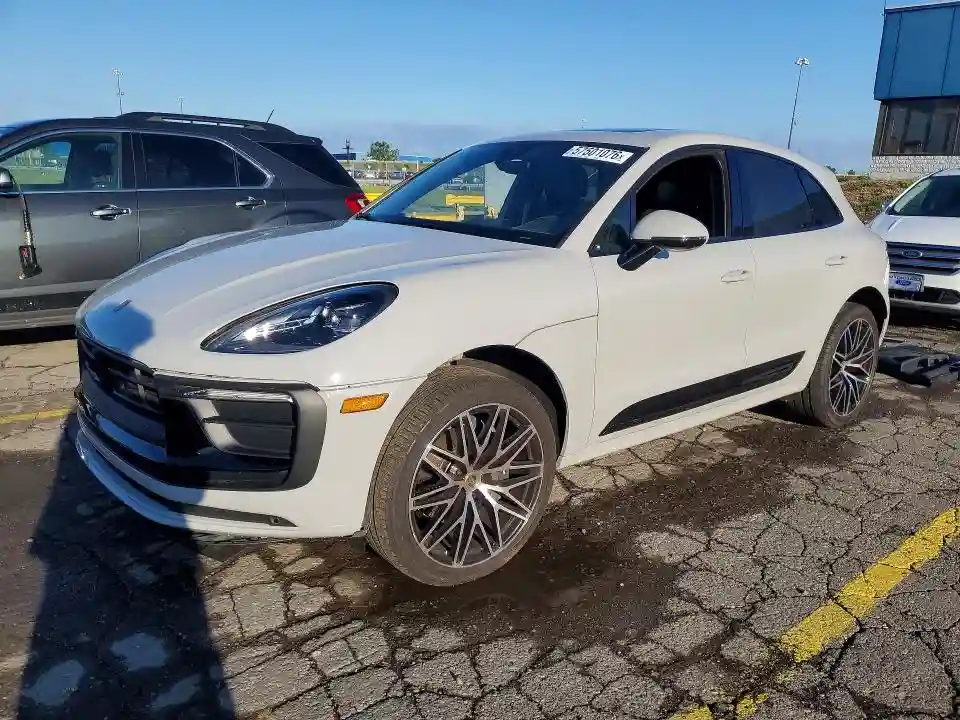 WP1AA2A51SLB03905 2025 PORSCHE MACAN-0