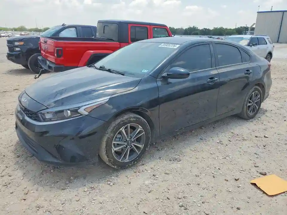 3KPF24AD0RE837672 2024 KIA FORTE-0