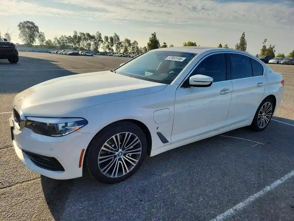 WBAJA9C57JB034260 2018 BMW 5 SERIES-0