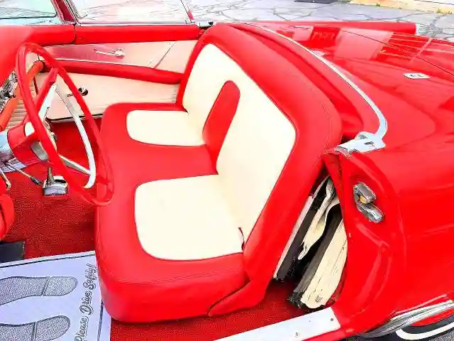 PGFH1660650000000 1956 FORD THUNDRBIRD-5