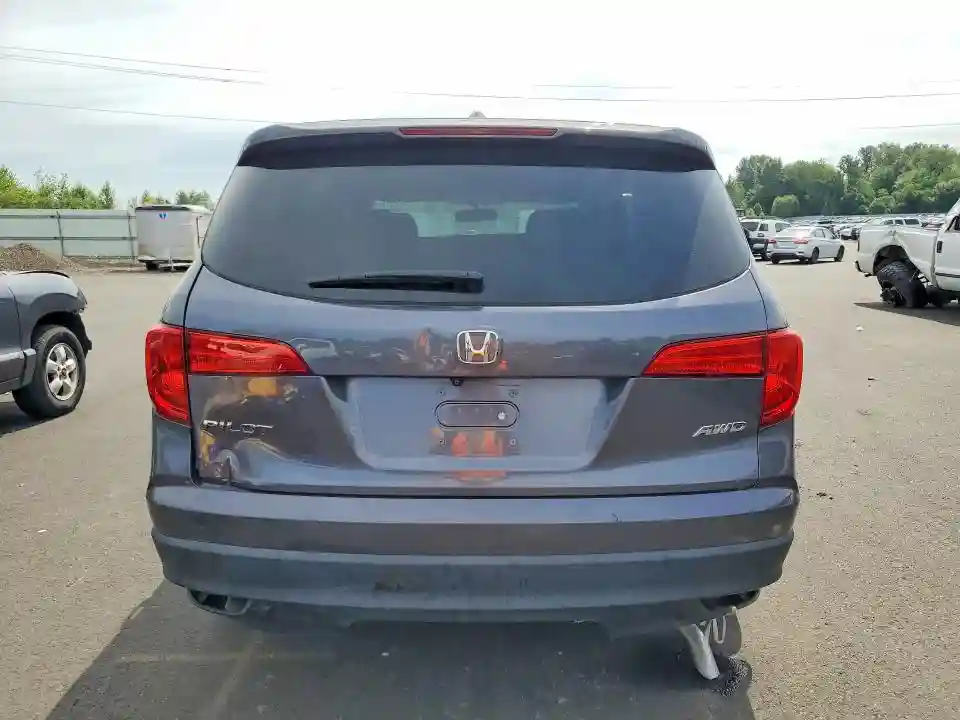 5FNYF6H58JB026529 2018 HONDA PILOT-5