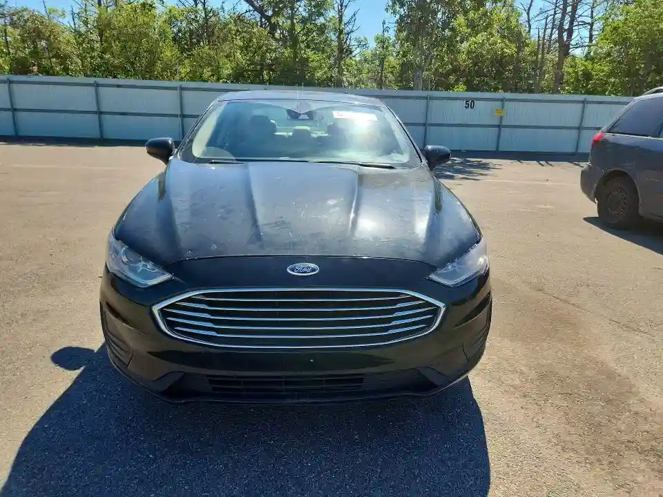3FA6P0G7XKR126741 2019 FORD FUSION-4